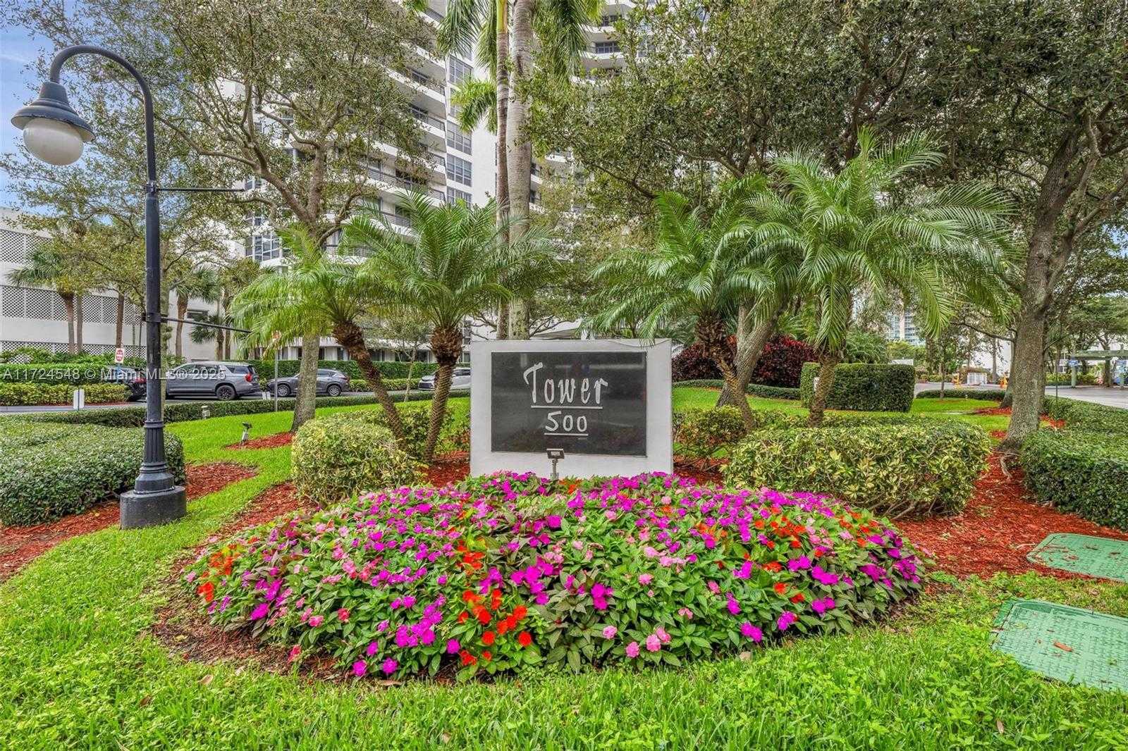 Small Image of 3530 MYSTIC POINTE DR #710, Aventura Number 40