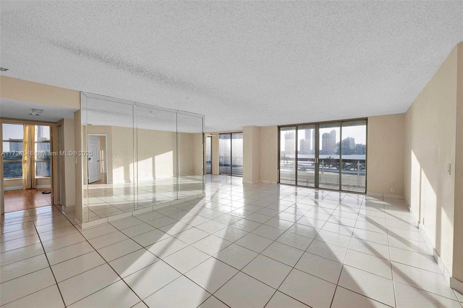 Small Image of 3530 MYSTIC POINTE DR #710, Aventura Number 8