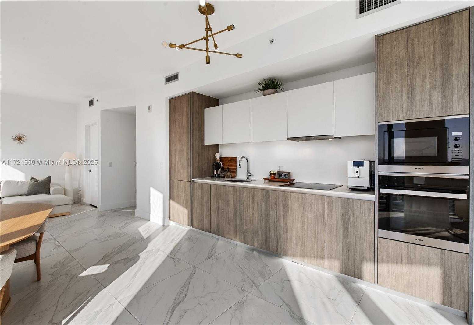 Small Image of 2900 NORTH EAST 7TH AVE #3509, Miami Number 10