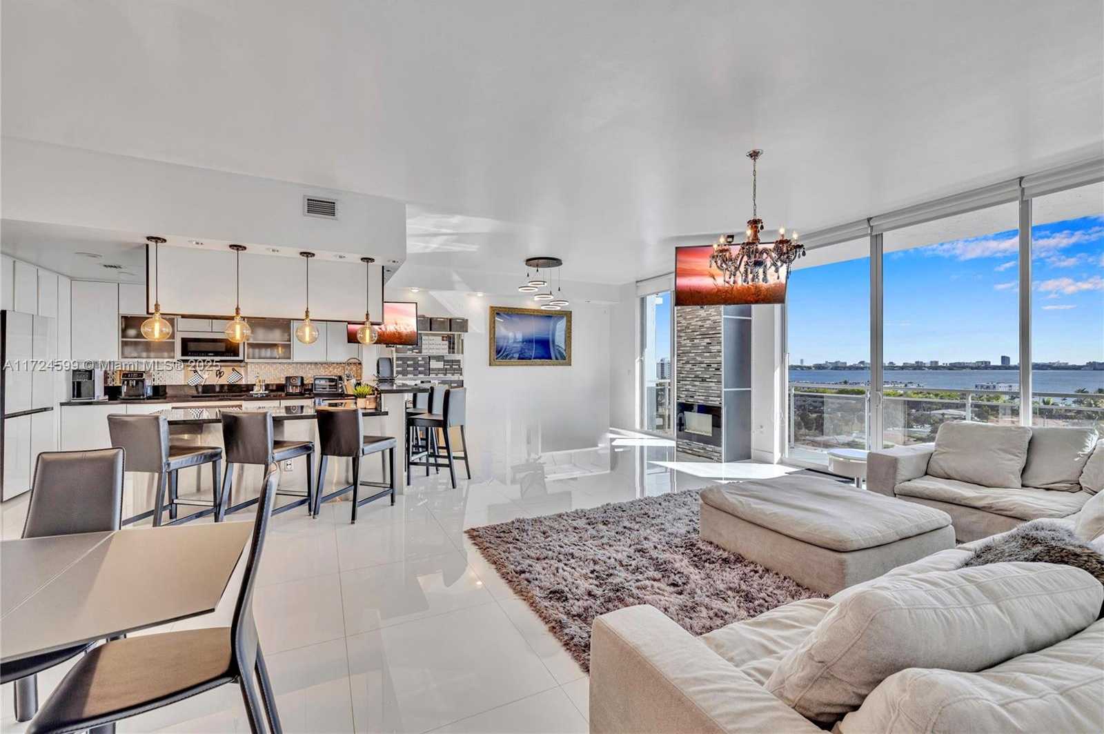 Small Image of 7901 HISPANOLA AVE #902, North Bay Village Number 4