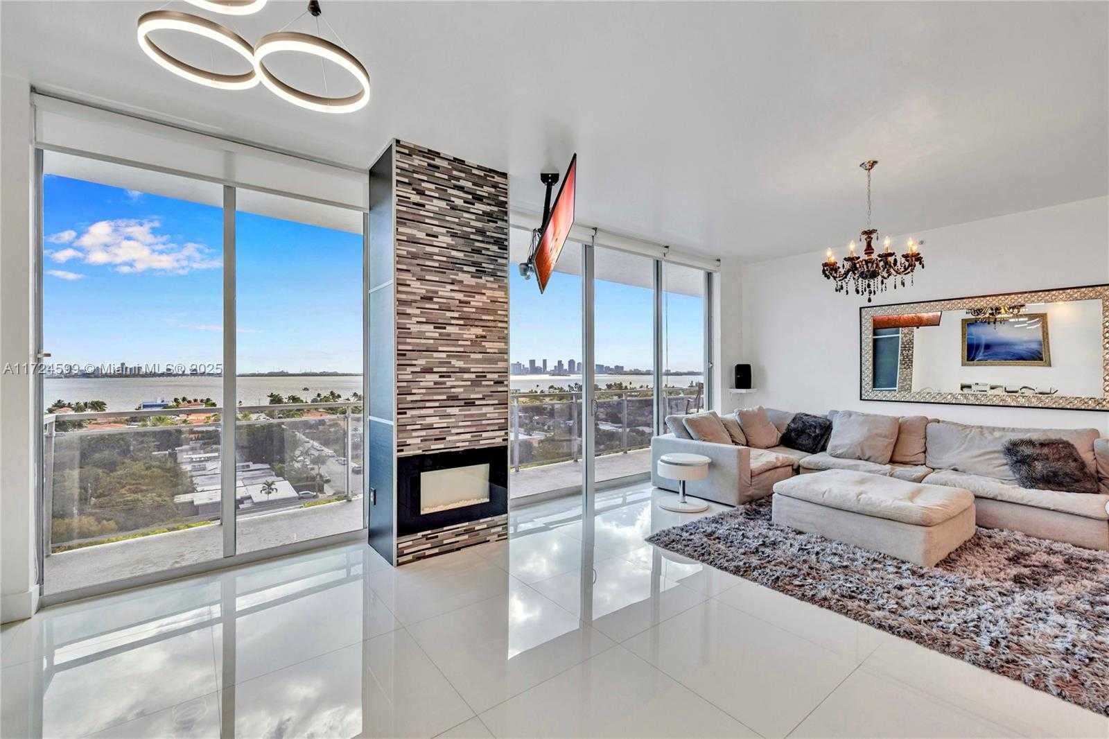 Small Image of 7901 HISPANOLA AVE #902, North Bay Village Number 5
