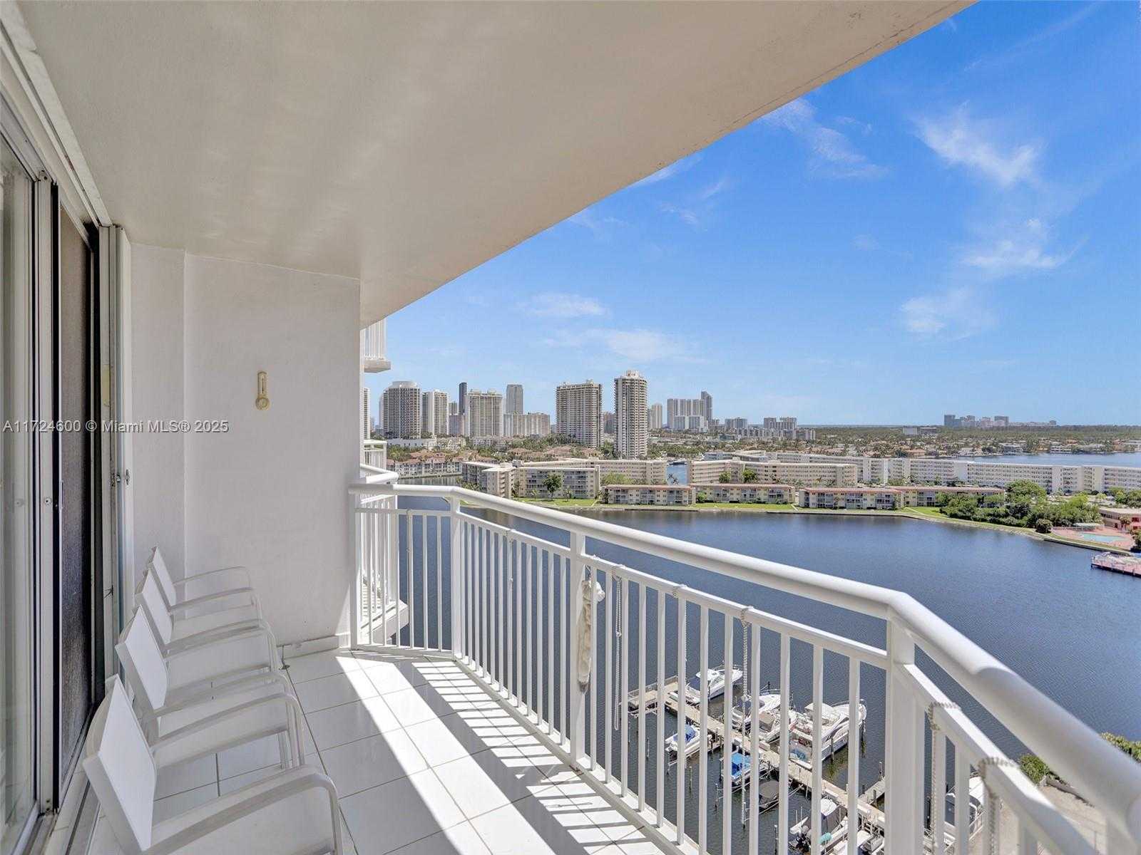 Small Image of 18071 BISCAYNE BLVD #1701, Aventura Number 12