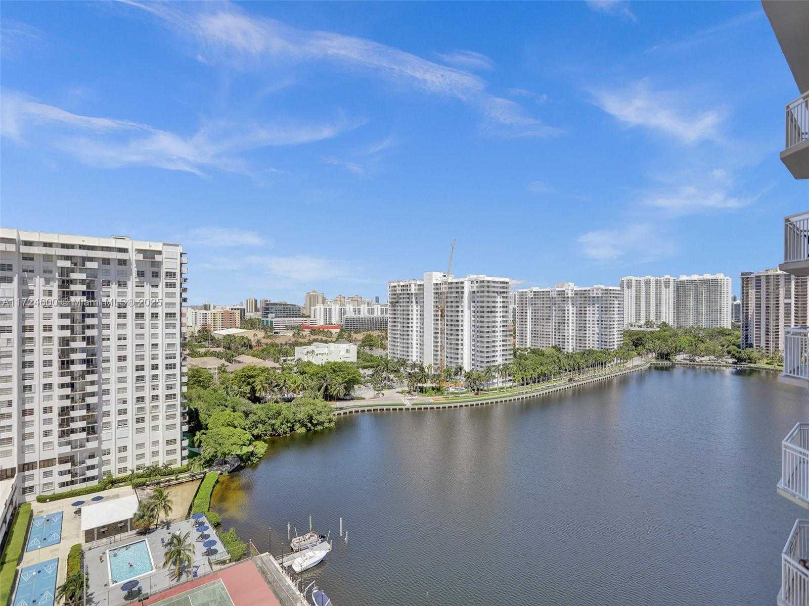 Small Image of 18071 BISCAYNE BLVD #1701, Aventura Number 41