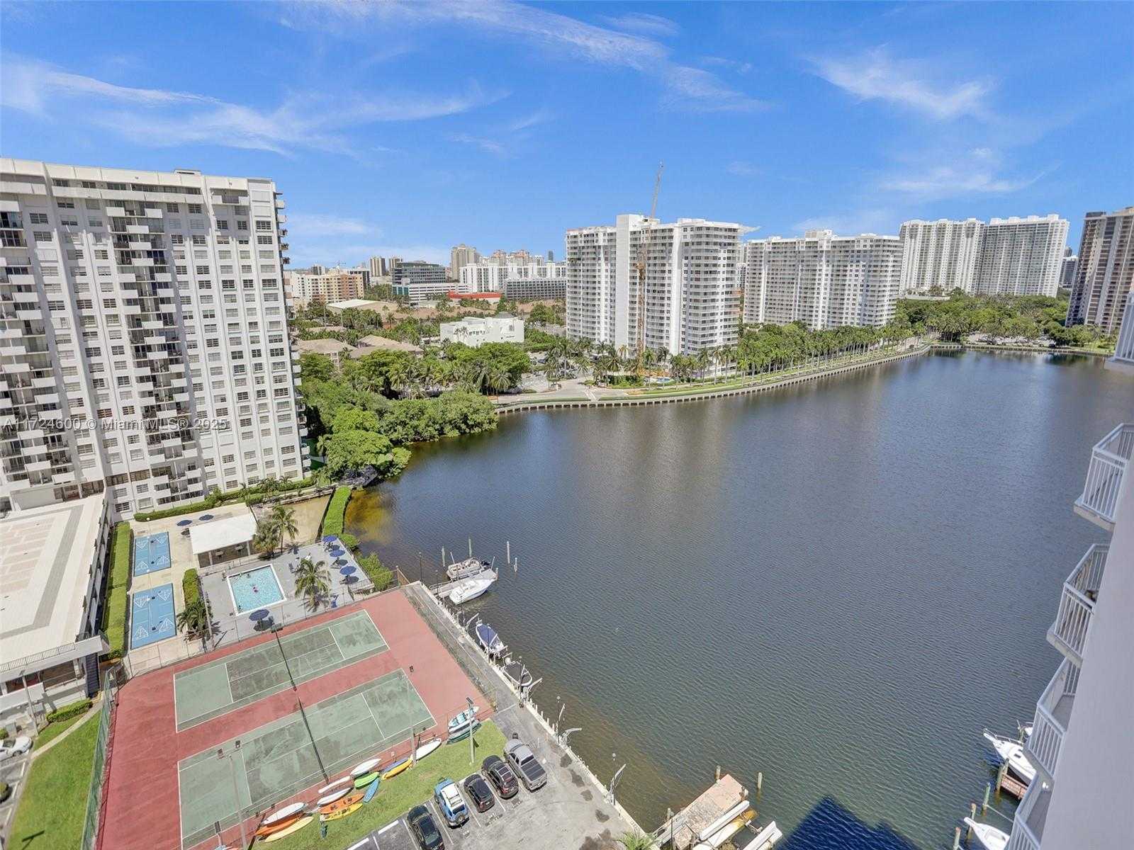 Small Image of 18071 BISCAYNE BLVD #1701, Aventura Number 42