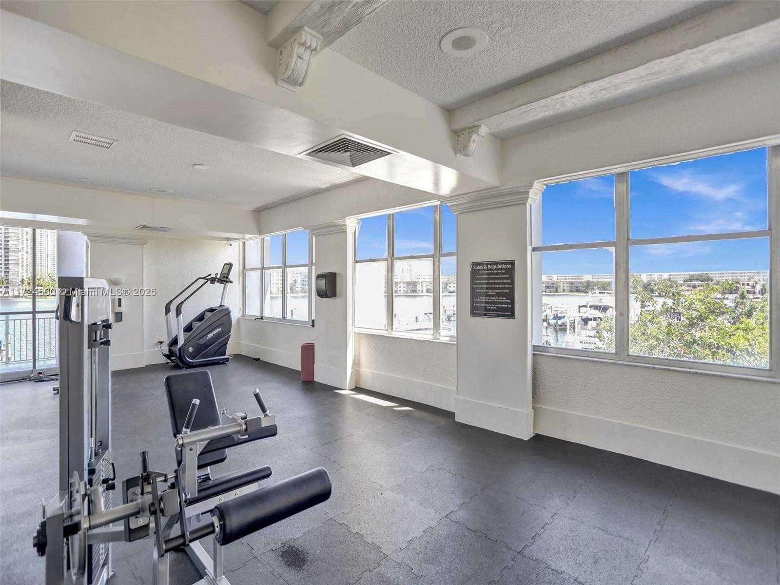 Small Image of 18071 BISCAYNE BLVD #1701, Aventura Number 45