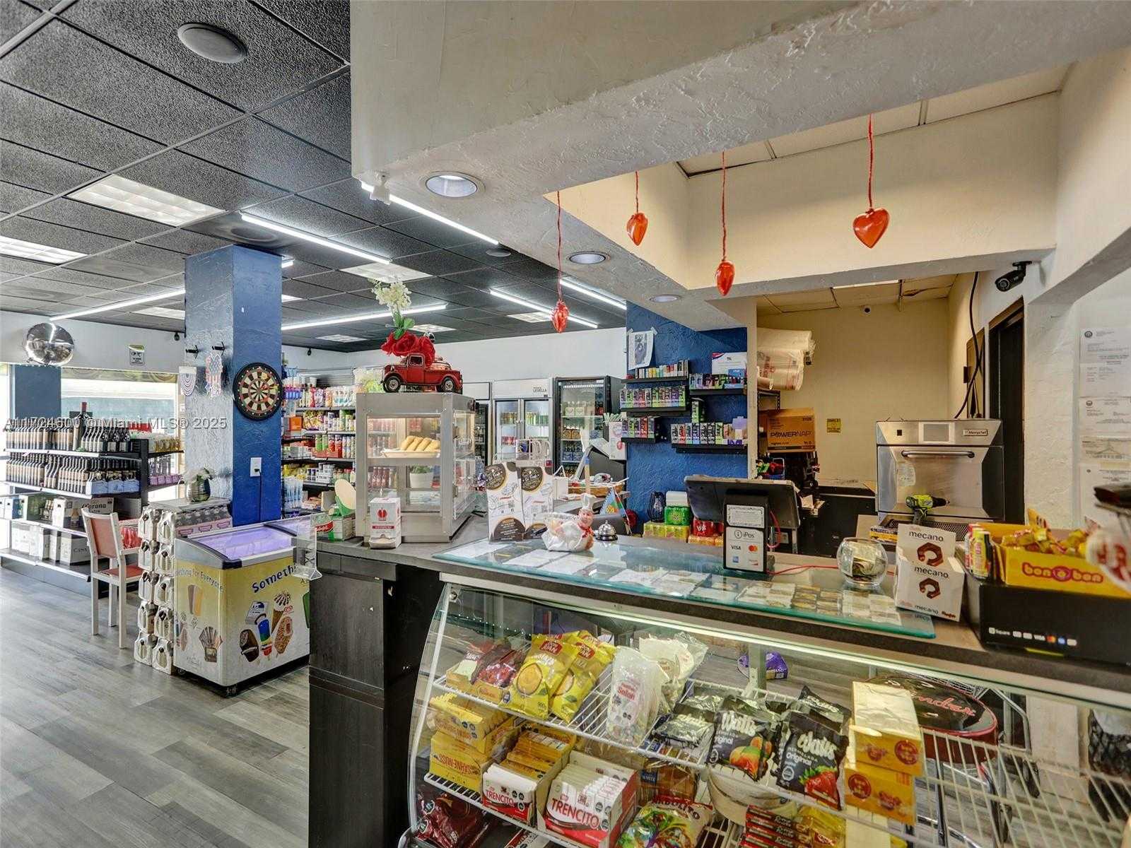 Small Image of 18071 BISCAYNE BLVD #1701, Aventura Number 49