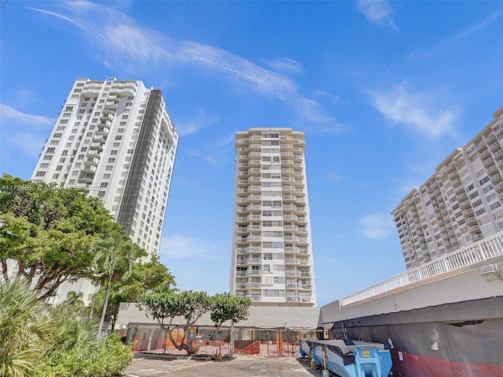 Small Image of 18071 BISCAYNE BLVD #1701, Aventura Number 51