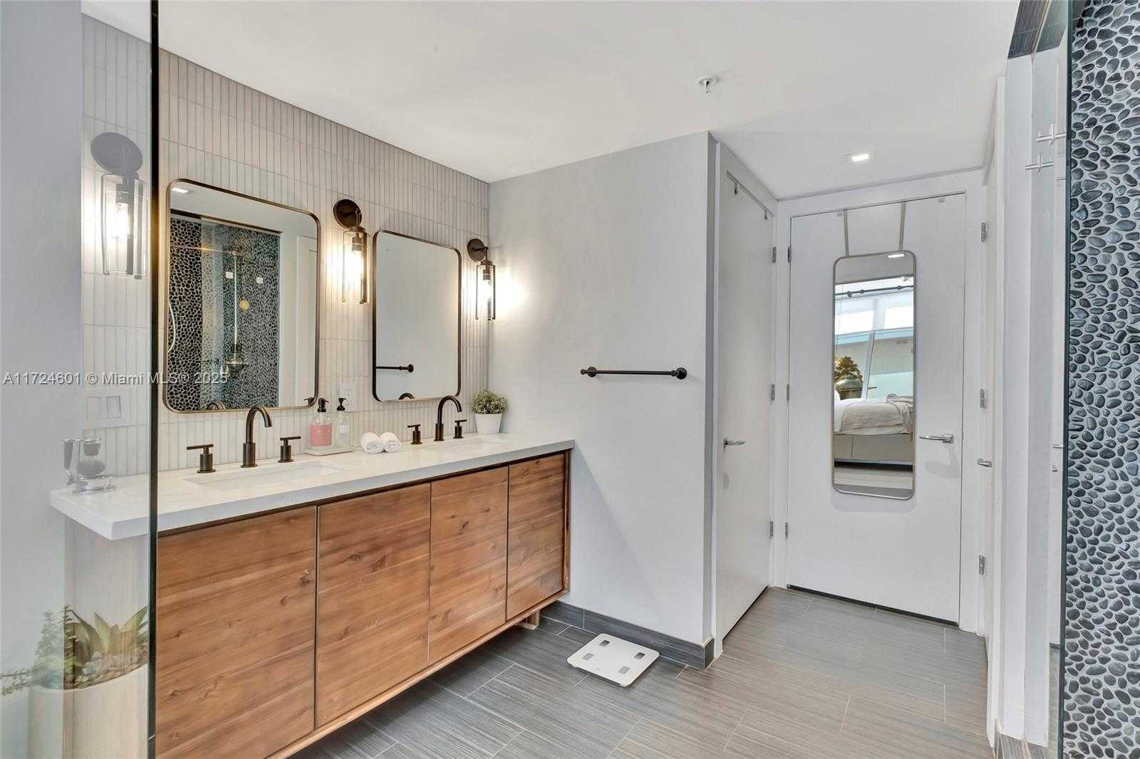 Small Image of 720 NORTH EAST 62ND ST #307, Miami Number 7
