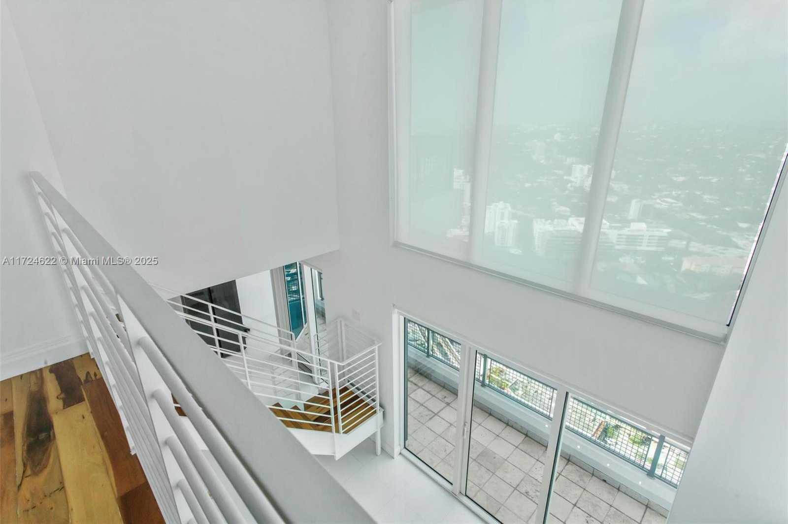 Small Image of 60 SOUTH WEST 13TH ST #4413, Miami Number 12