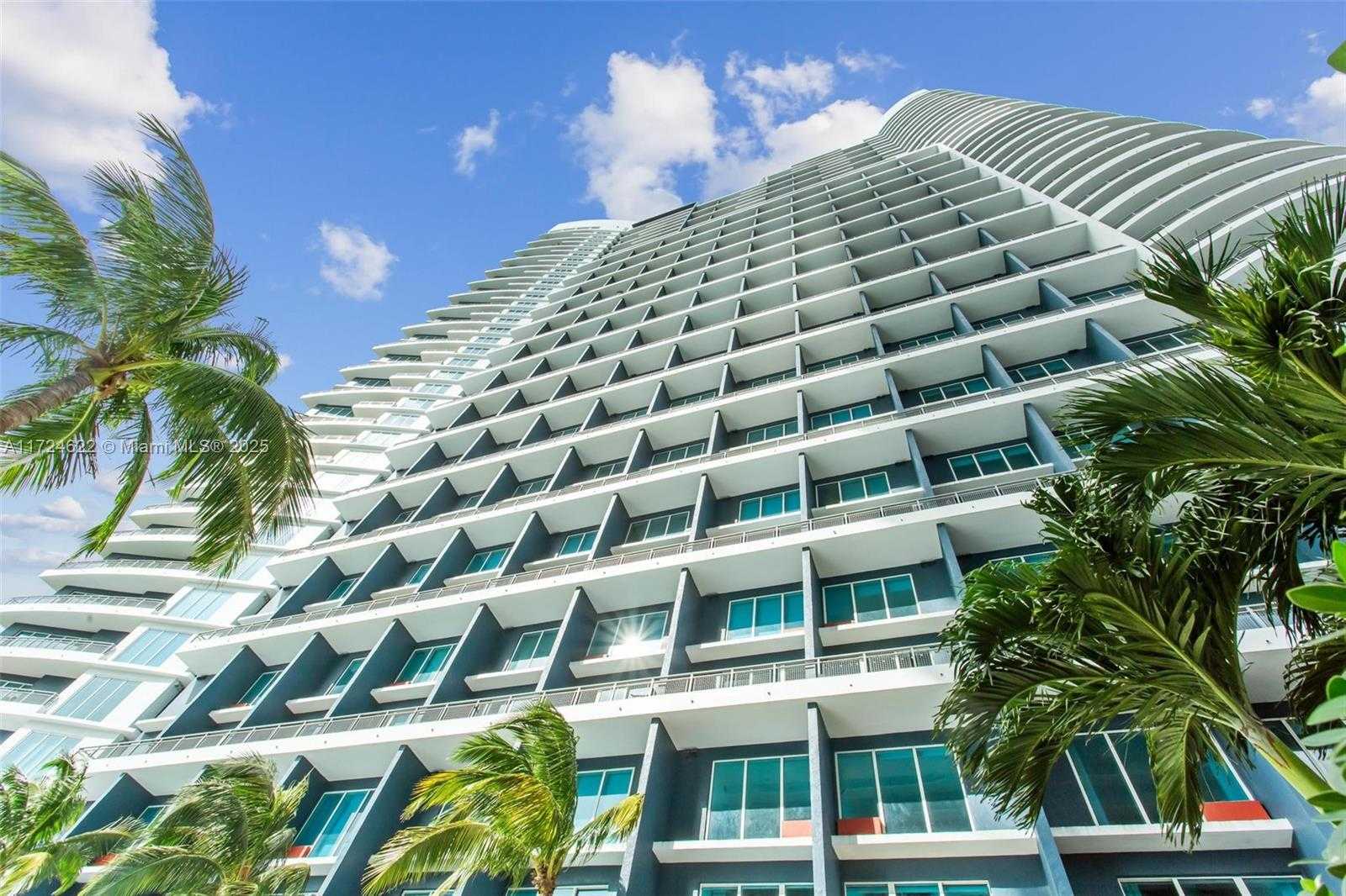 Small Image of 60 SOUTH WEST 13TH ST #4413, Miami Number 27
