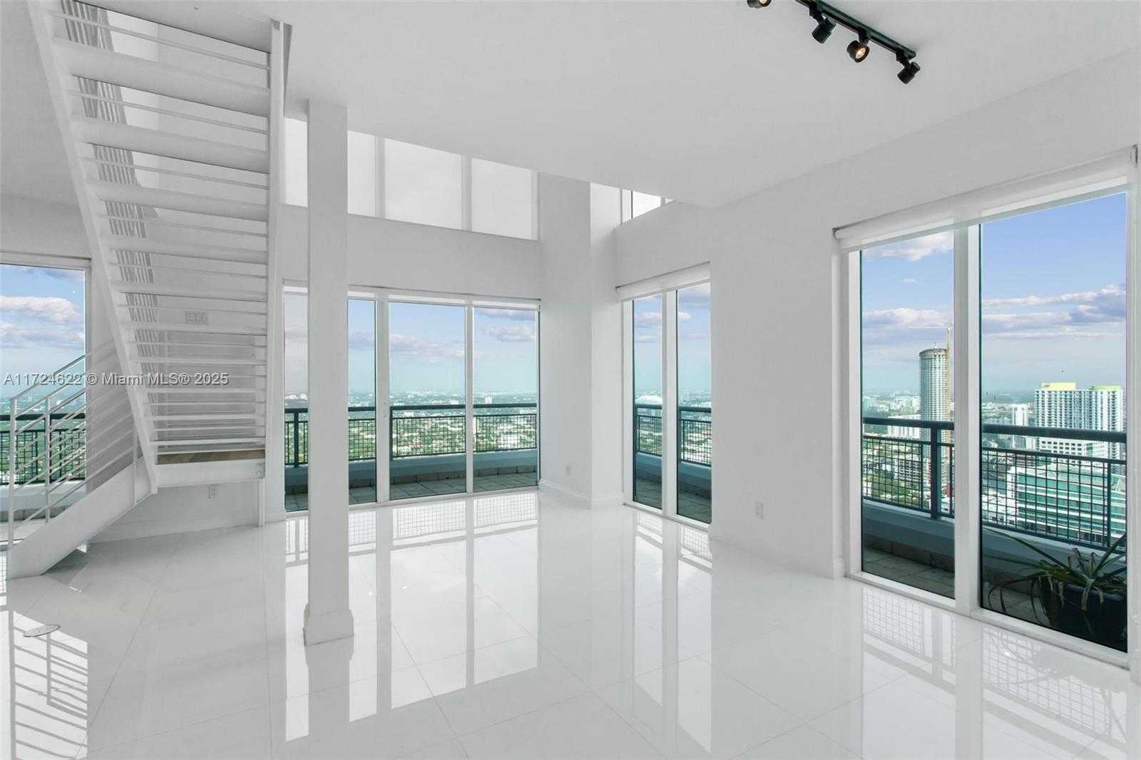 Small Image of 60 SOUTH WEST 13TH ST #4413, Miami Number 7