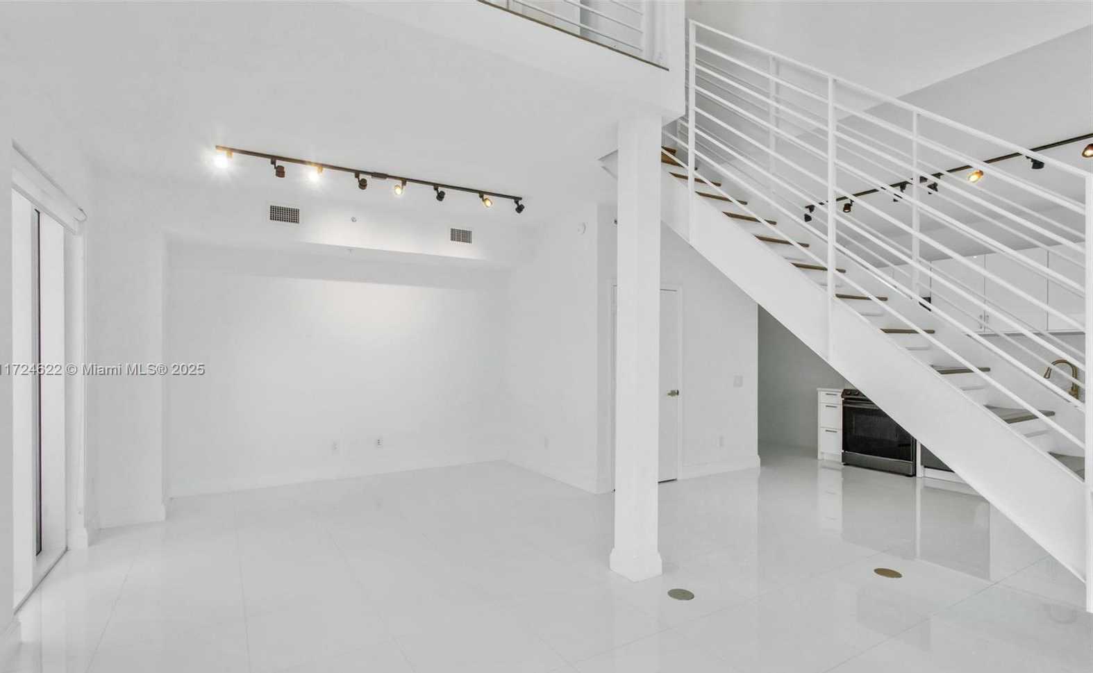 Small Image of 60 SOUTH WEST 13TH ST #4413, Miami Number 8