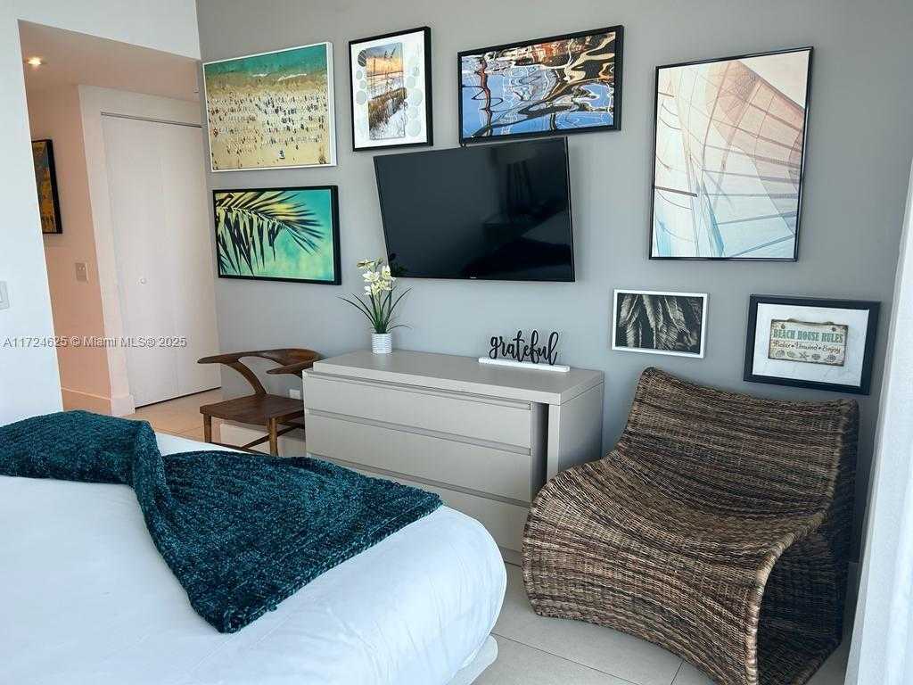 Small Image of 4111 SOUTH OCEAN DR #3511, Hollywood Number 12