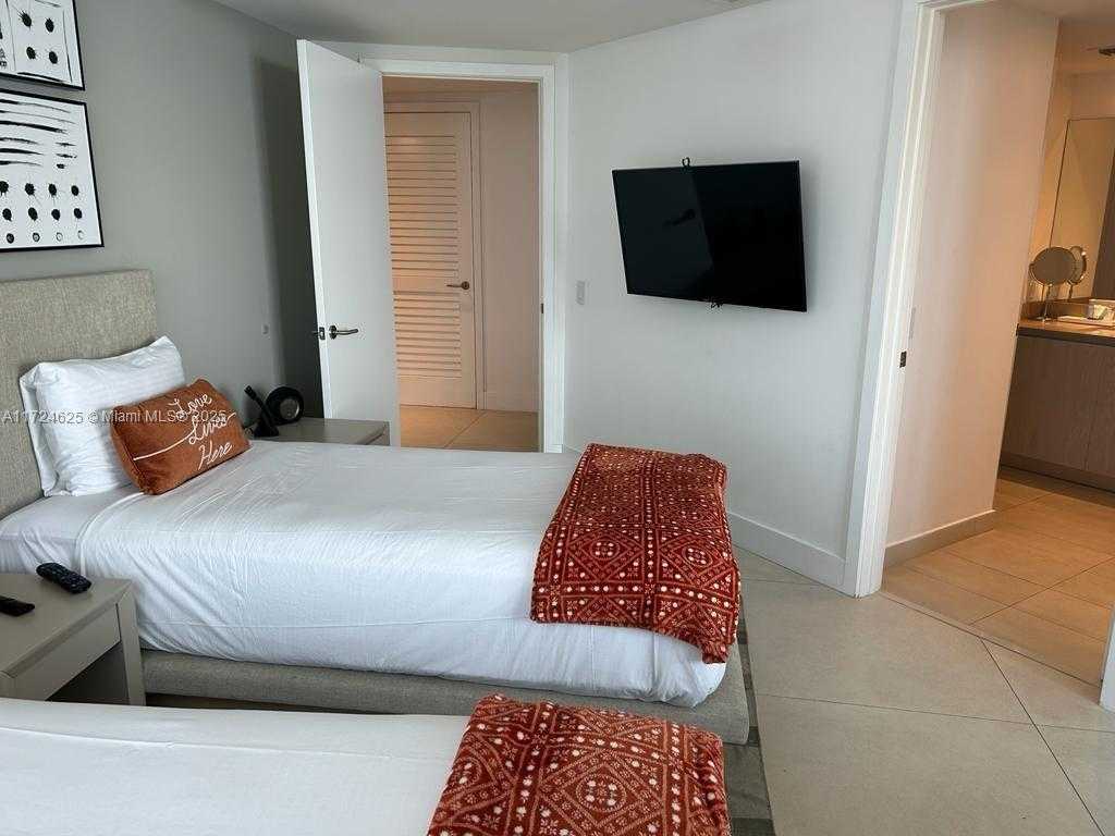 Small Image of 4111 SOUTH OCEAN DR #3511, Hollywood Number 22
