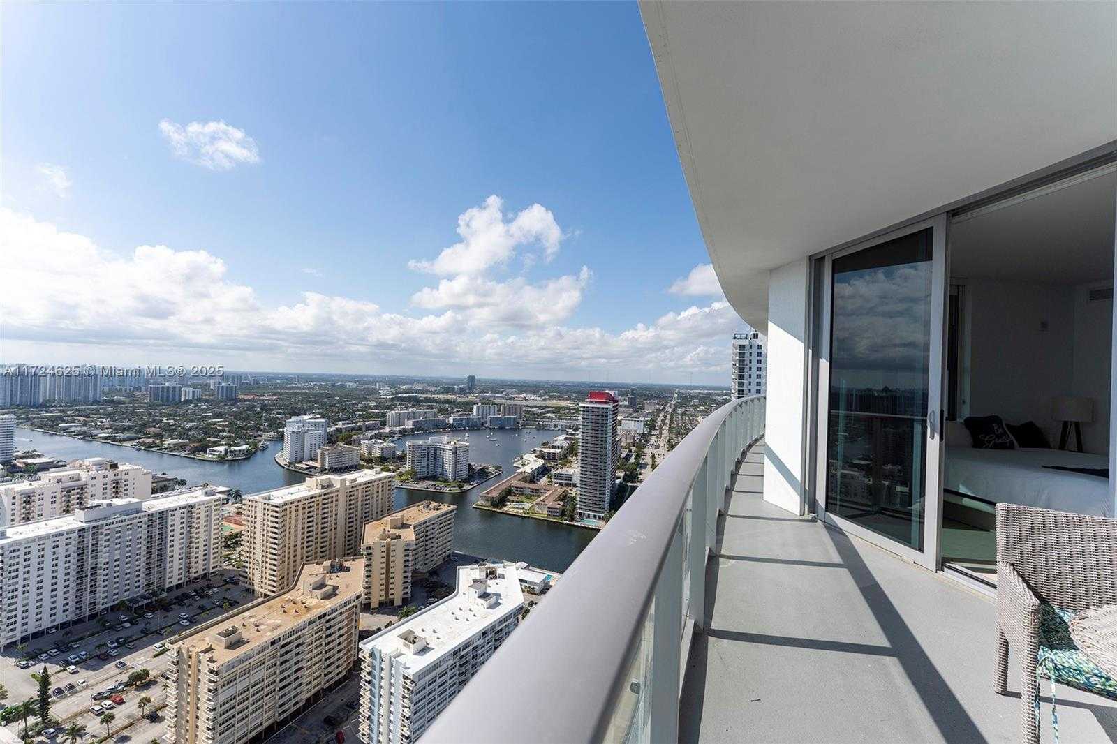 Small Image of 4111 SOUTH OCEAN DR #3511, Hollywood Number 35