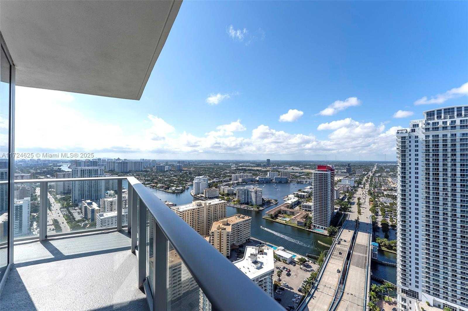 Small Image of 4111 SOUTH OCEAN DR #3511, Hollywood Number 41