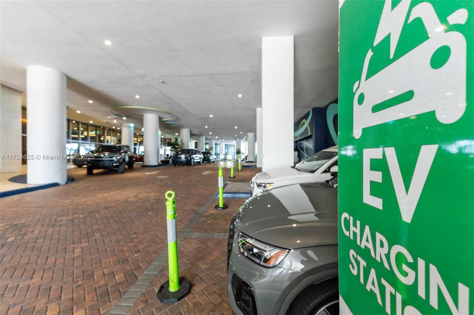 Small Image of 4111 SOUTH OCEAN DR #3511, Hollywood Number 52