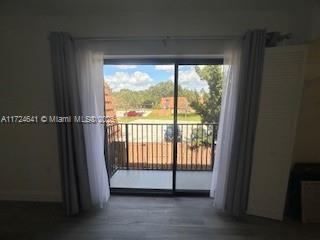 Small Image of 4081 FOREST HILL DR #4081, Cooper City Number 12