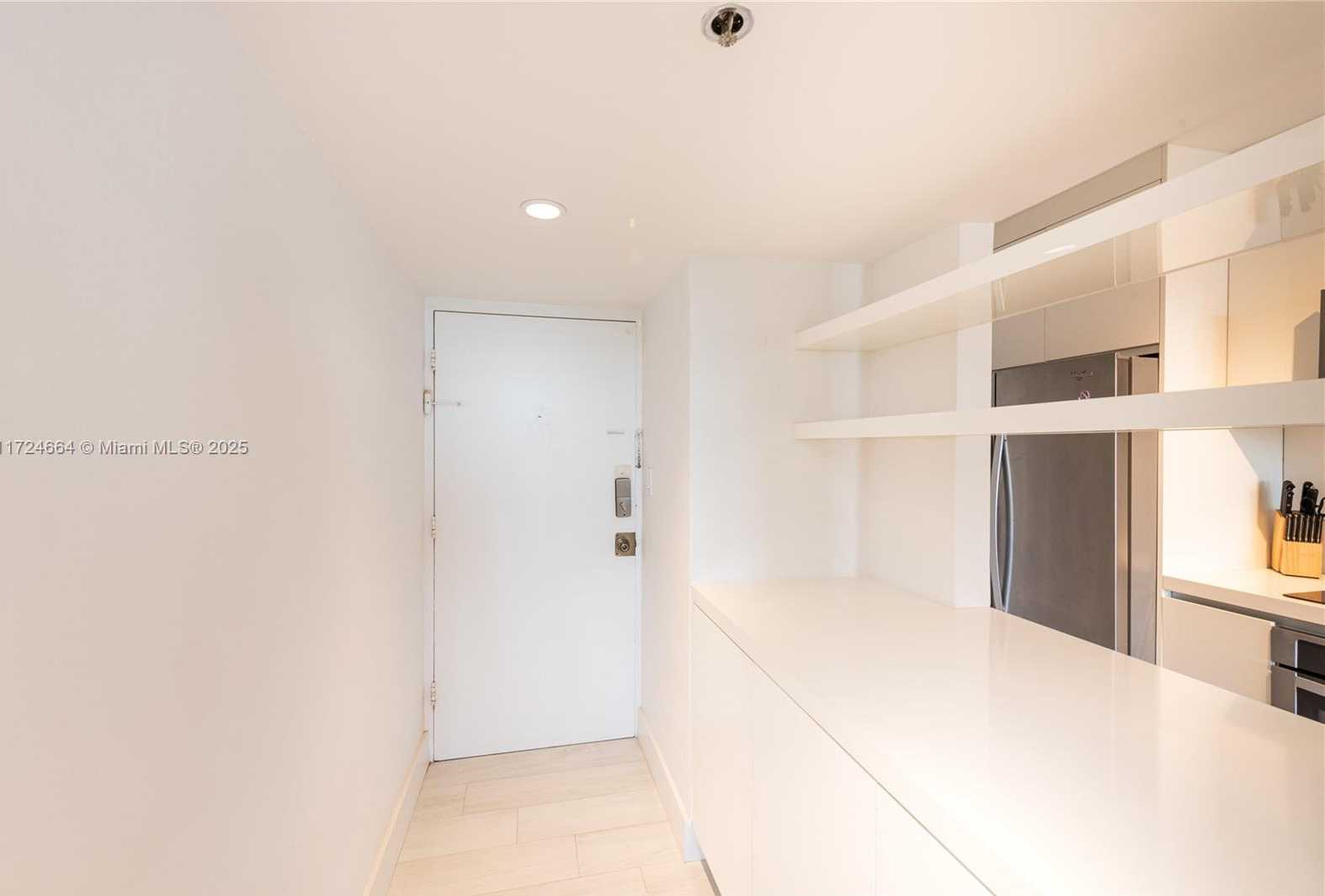 Small Image of 100 LINCOLN RD #619, Miami Beach Number 12