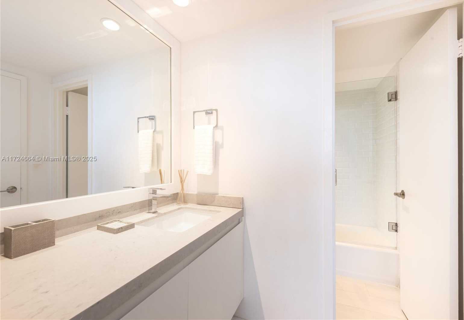 Small Image of 100 LINCOLN RD #619, Miami Beach Number 13