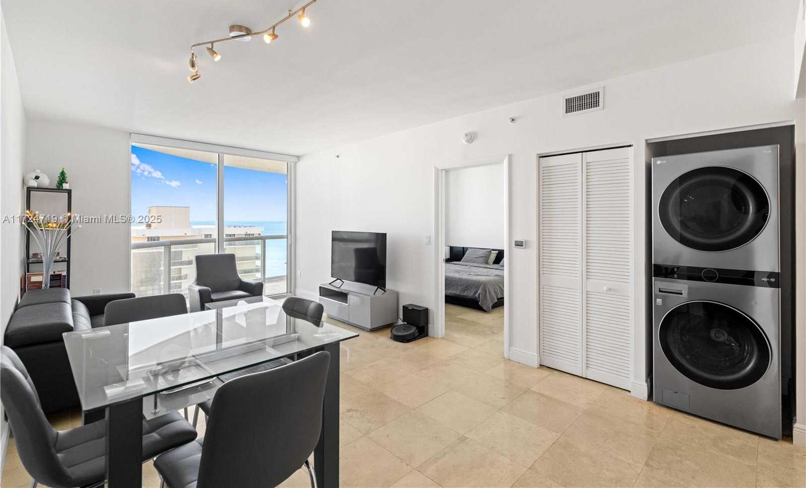 Small Image of 6365 COLLINS AVE #1909, Miami Beach Number 2
