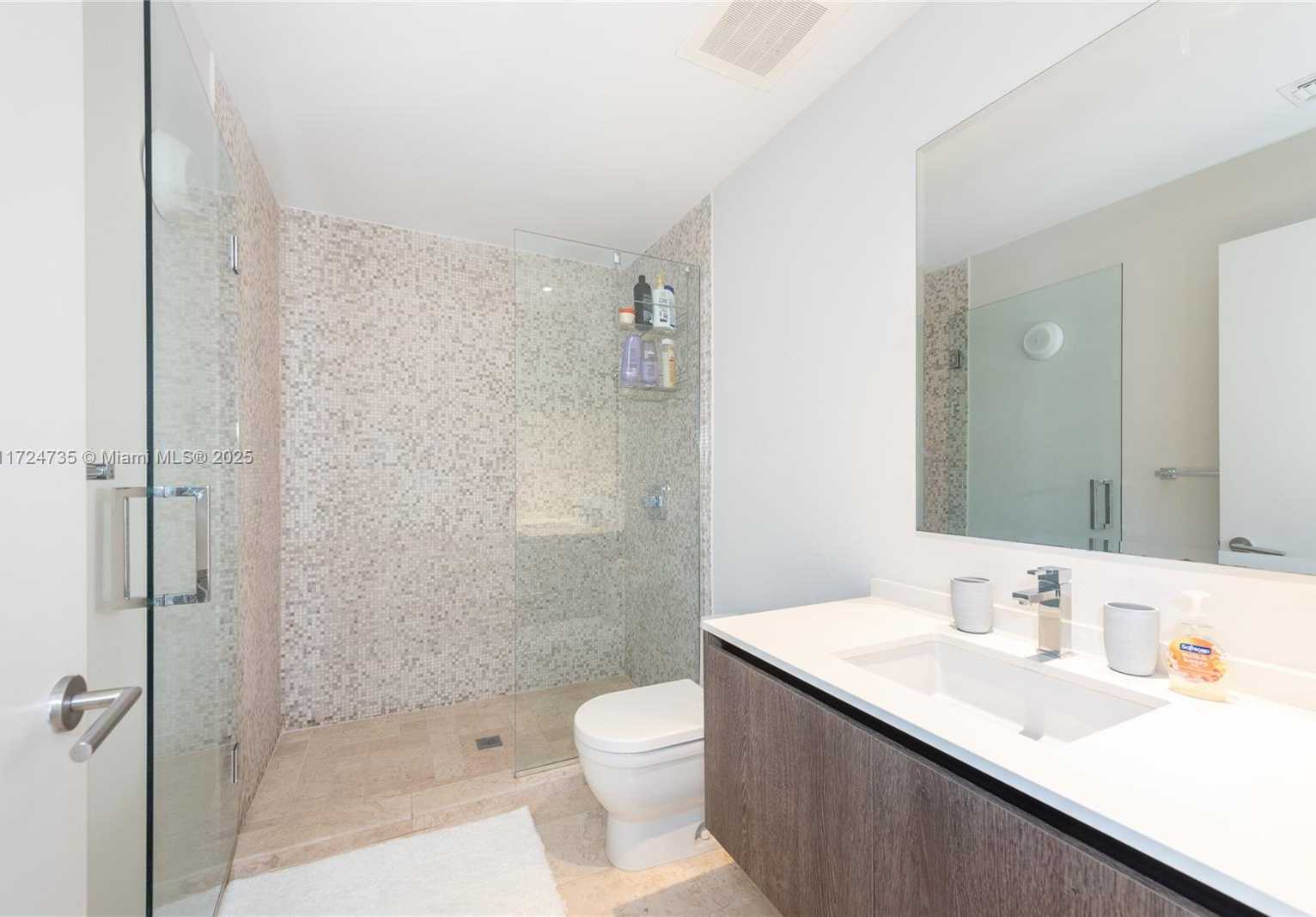 Small Image of 88 SOUTH WEST 7TH ST #3005, Miami Number 17