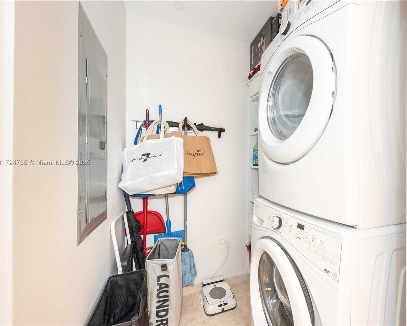 Small Image of 88 SOUTH WEST 7TH ST #3005, Miami Number 18