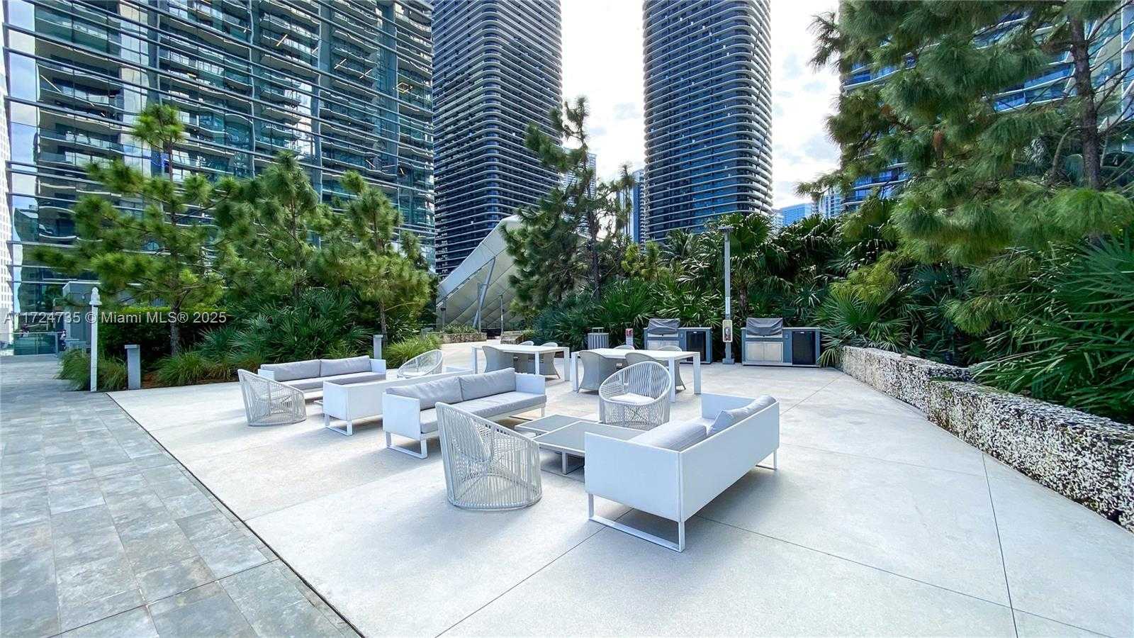 Small Image of 88 SOUTH WEST 7TH ST #3005, Miami Number 27