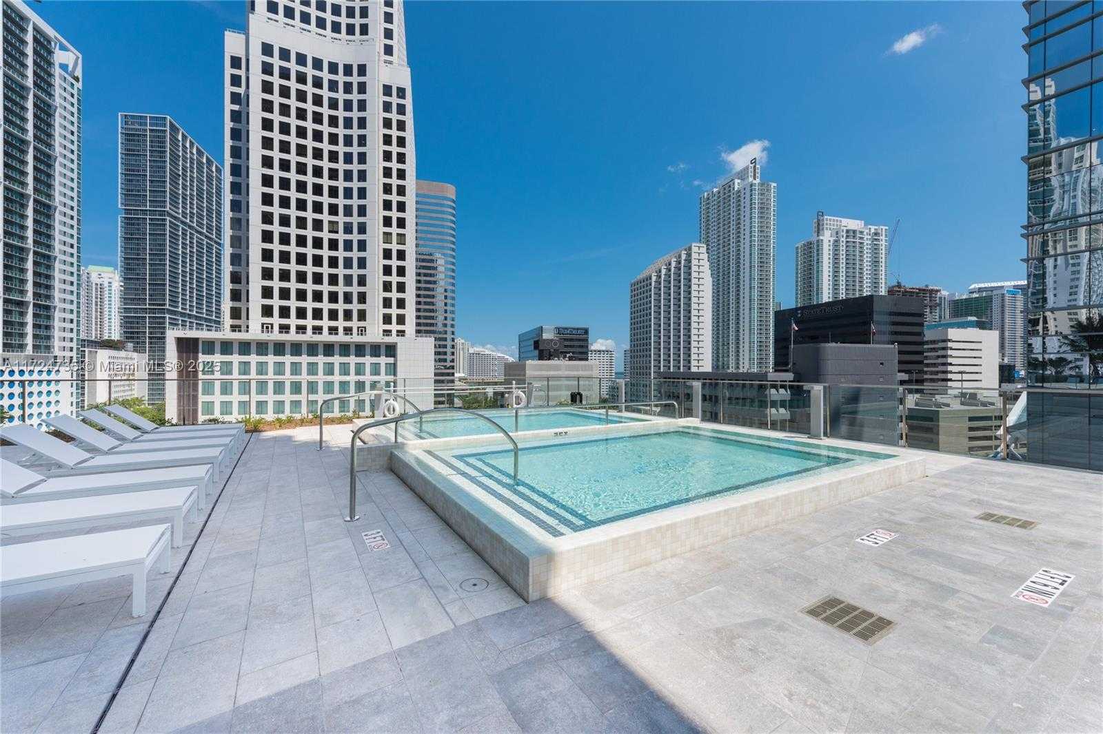 Small Image of 88 SOUTH WEST 7TH ST #3005, Miami Number 32
