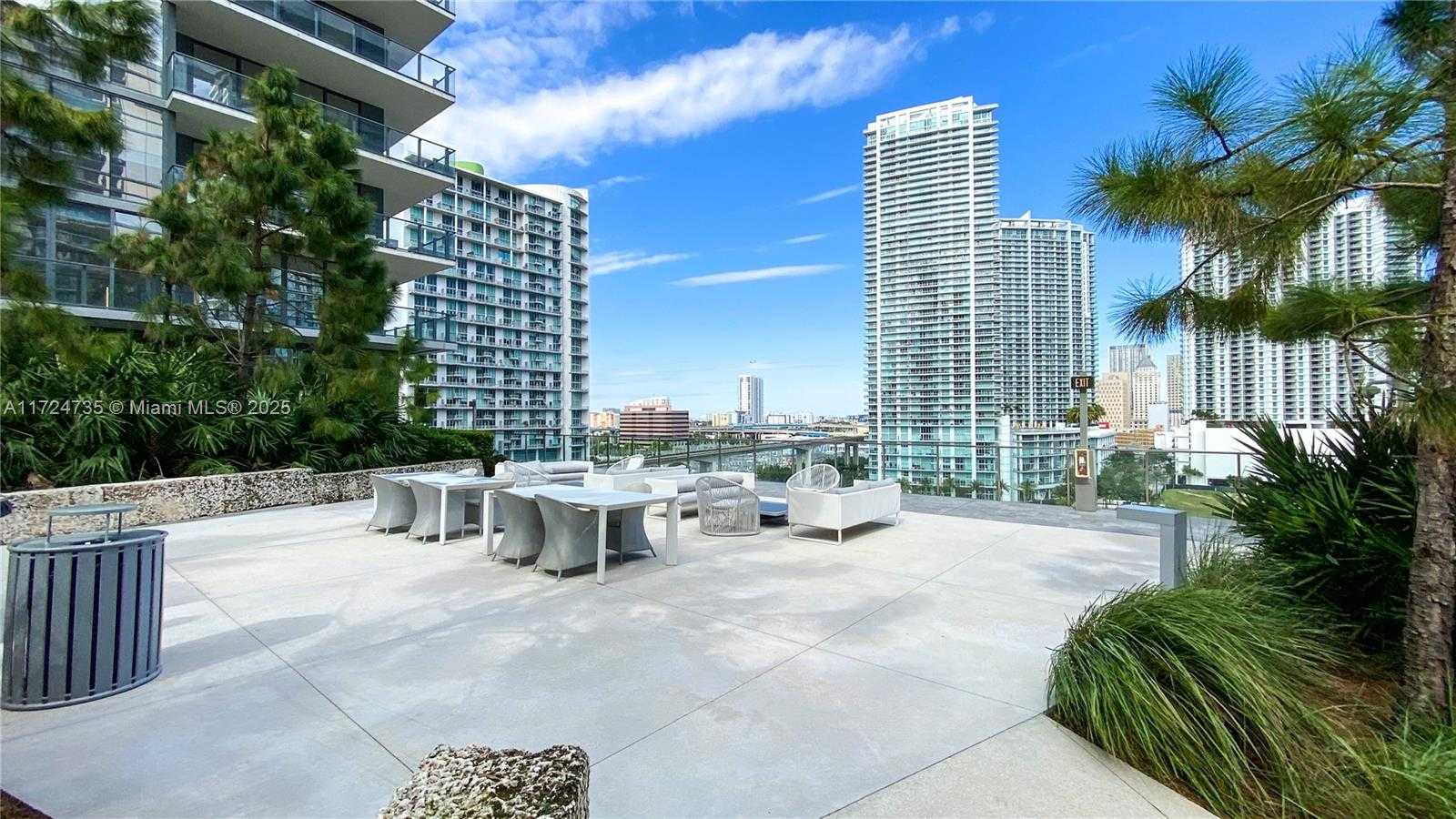 Small Image of 88 SOUTH WEST 7TH ST #3005, Miami Number 38