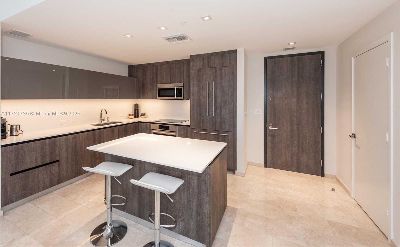 Small Image of 88 SOUTH WEST 7TH ST #3005, Miami Number 6