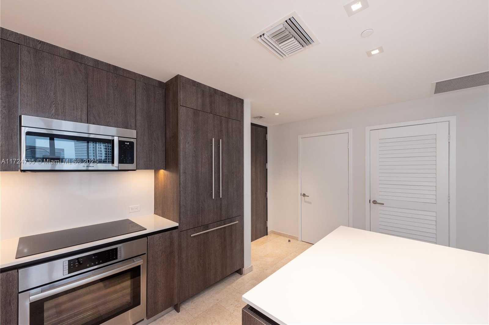 Small Image of 88 SOUTH WEST 7TH ST #3005, Miami Number 7