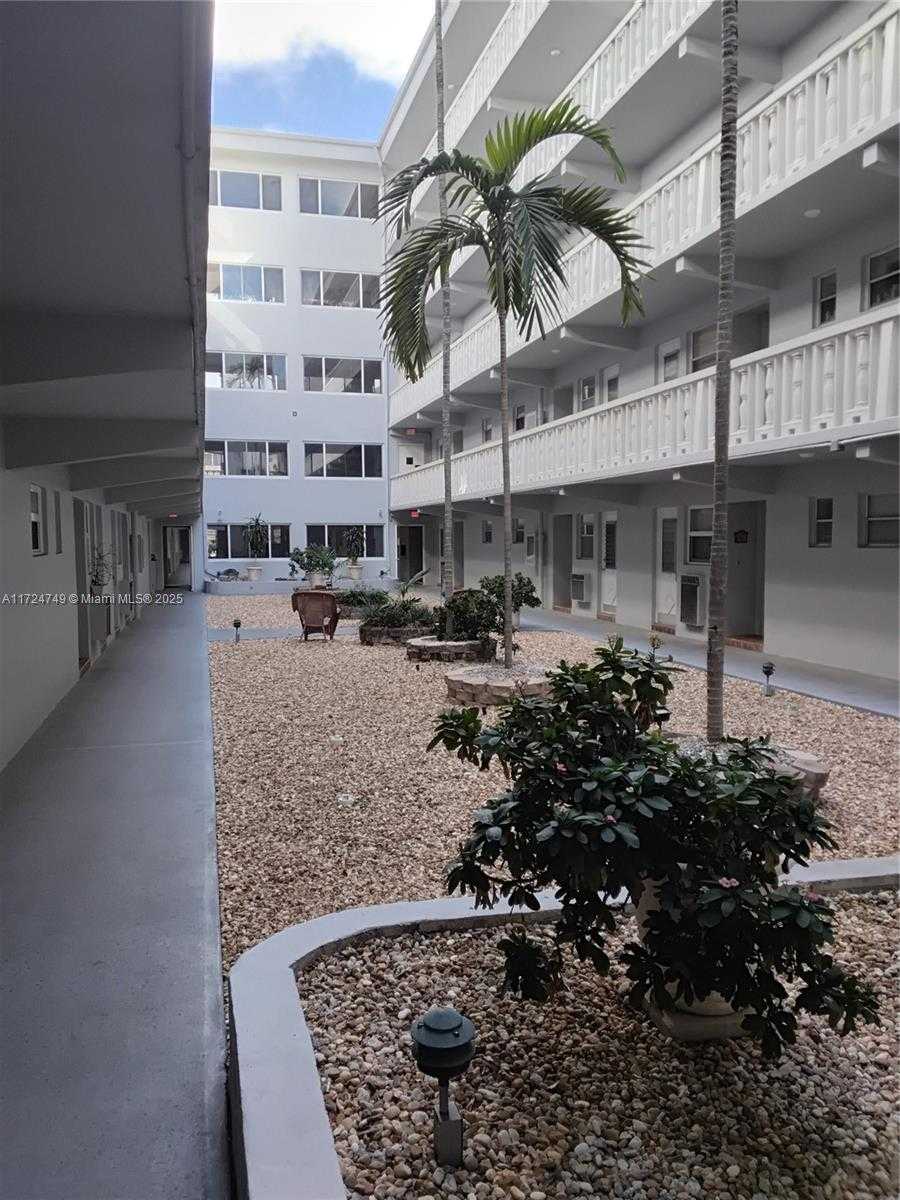 Small Image of 329 SOUTH EAST 3RD ST #105T, Hallandale Beach Number 20