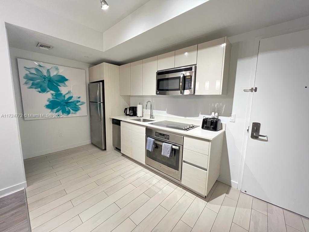 Small Image of 2602 EAST HALLANDALE BEACH BLVD #R2005, Hallandale Beach Number 10