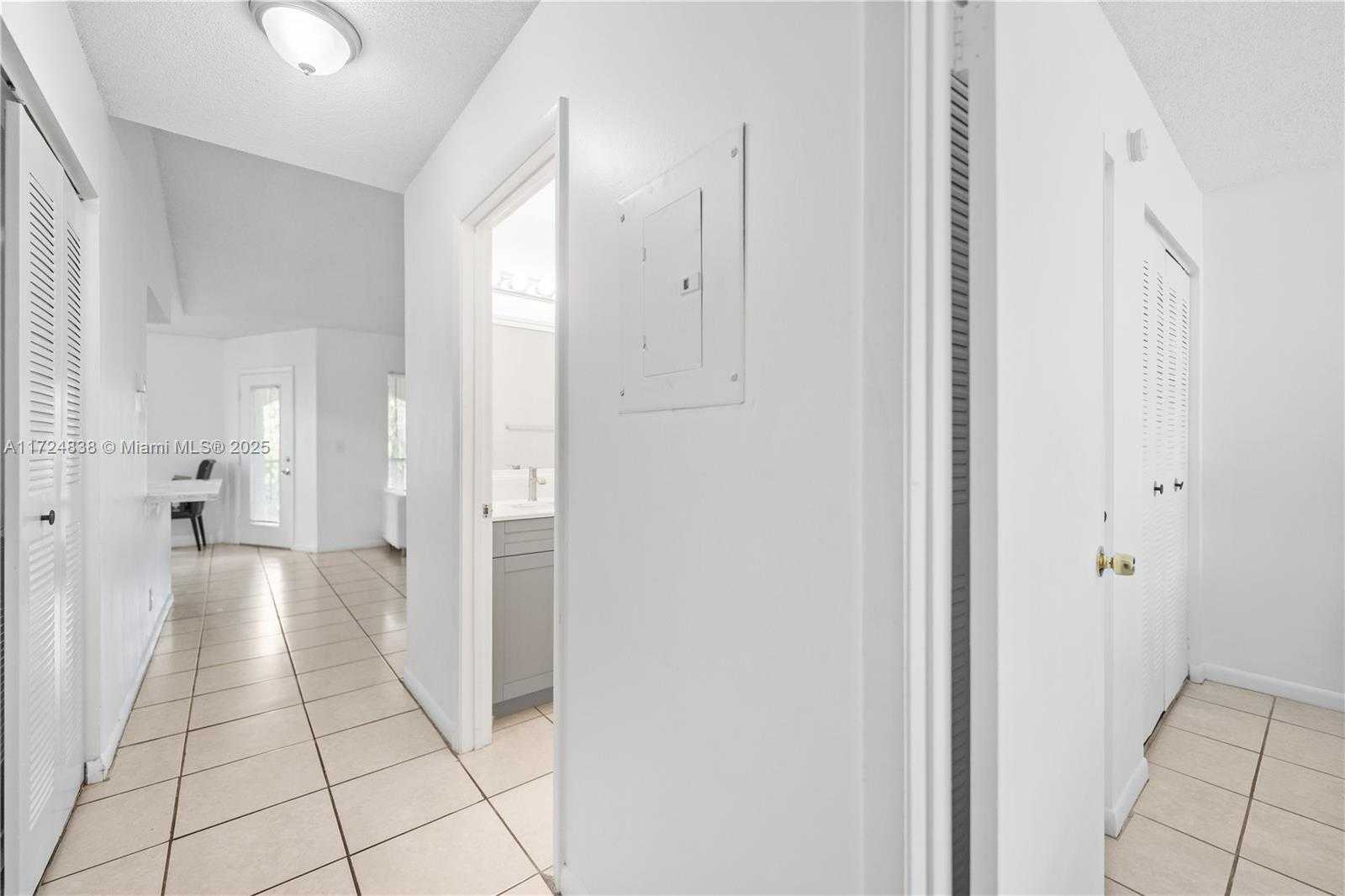 Small Image of 815 WEST BOYNTON BEACH BLVD #1-202, Boynton Beach Number 10