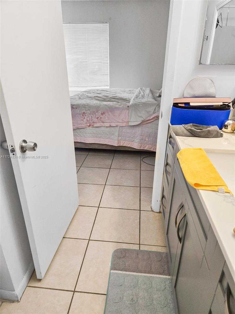 Small Image of 815 WEST BOYNTON BEACH BLVD #1-202, Boynton Beach Number 14