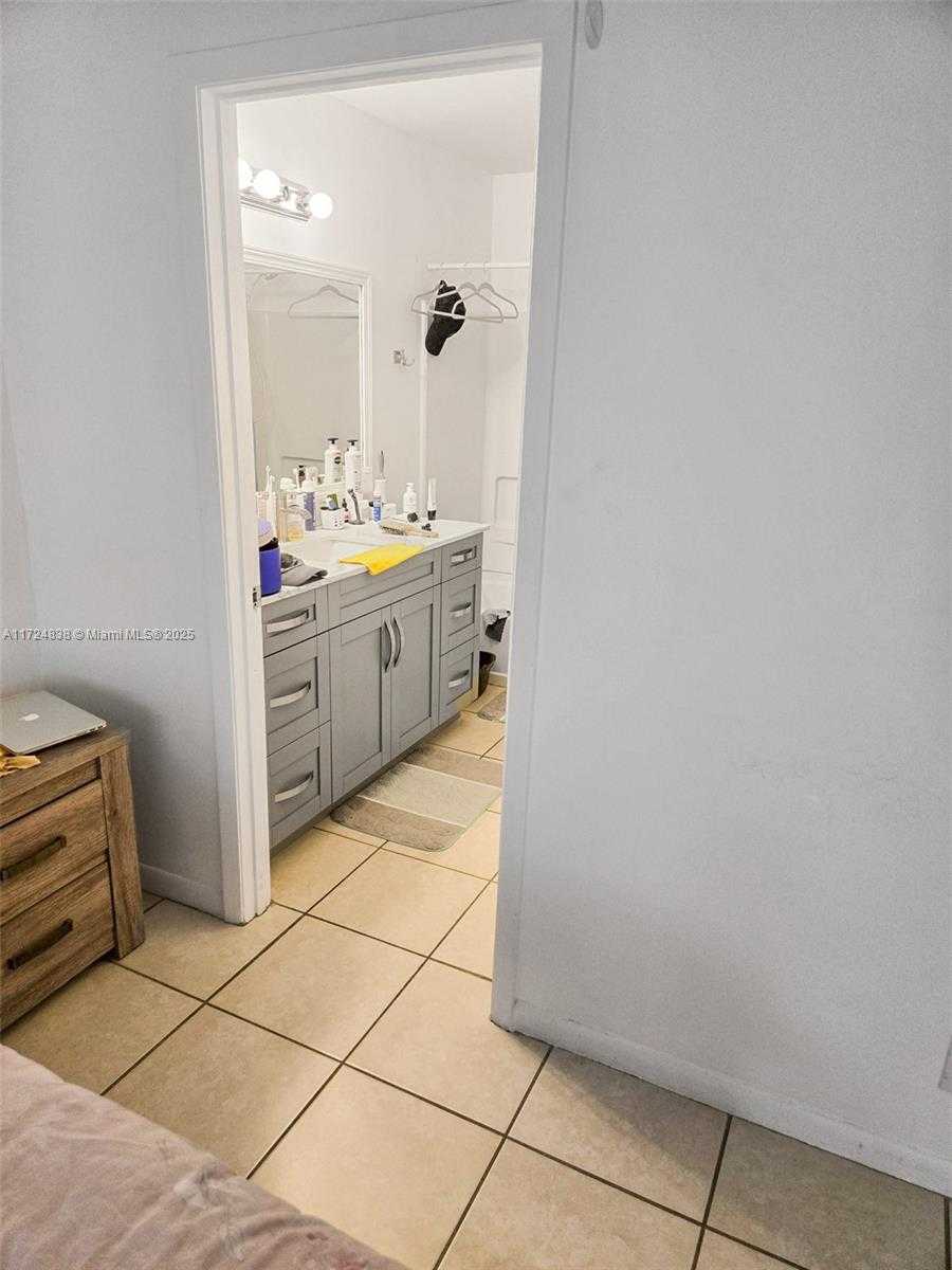 Small Image of 815 WEST BOYNTON BEACH BLVD #1-202, Boynton Beach Number 15