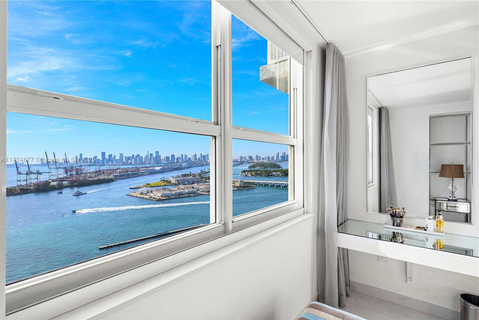 Small Image of 90 ALTON RD #3010, Miami Beach Number 12