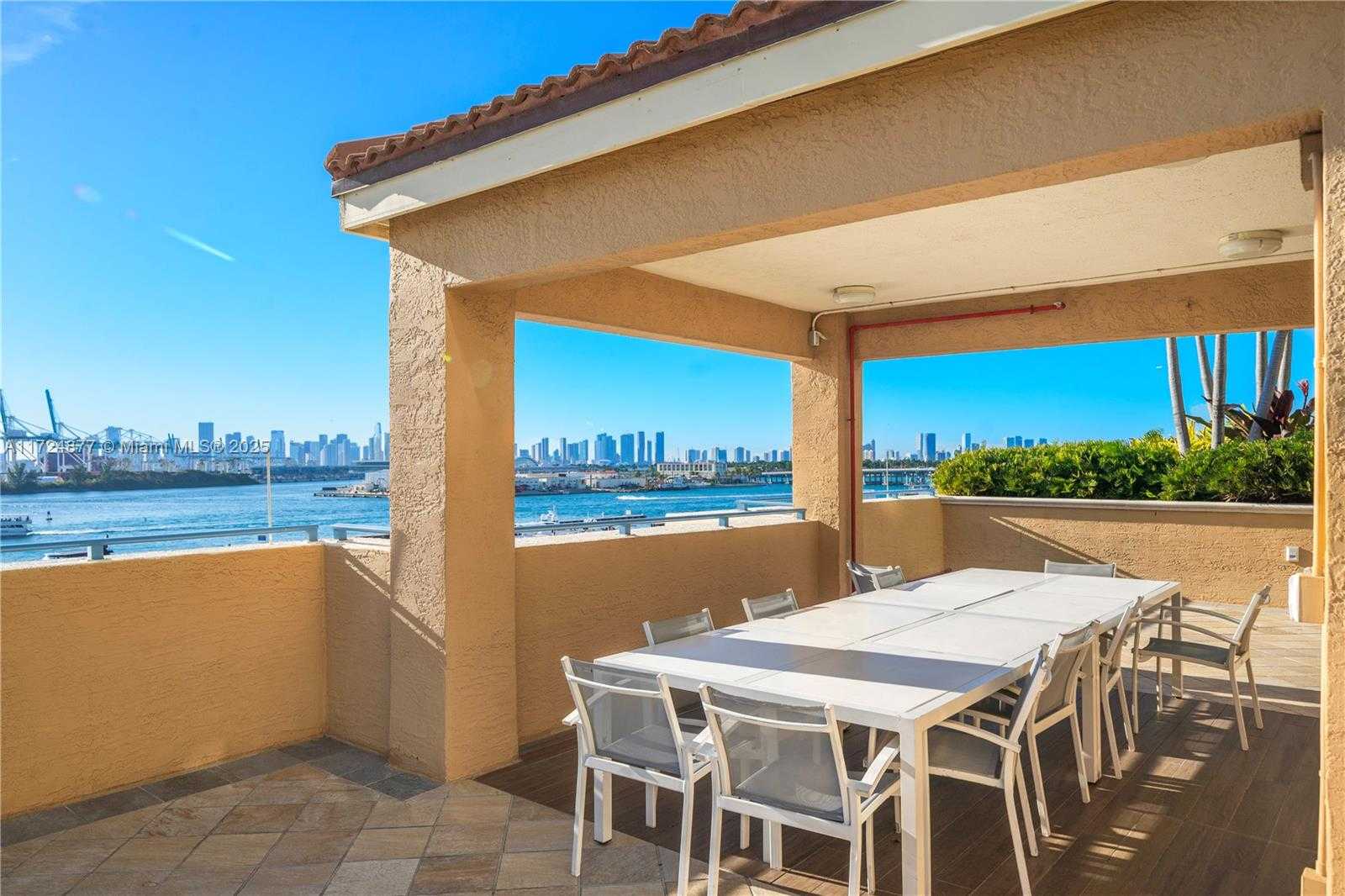 Small Image of 90 ALTON RD #3010, Miami Beach Number 32