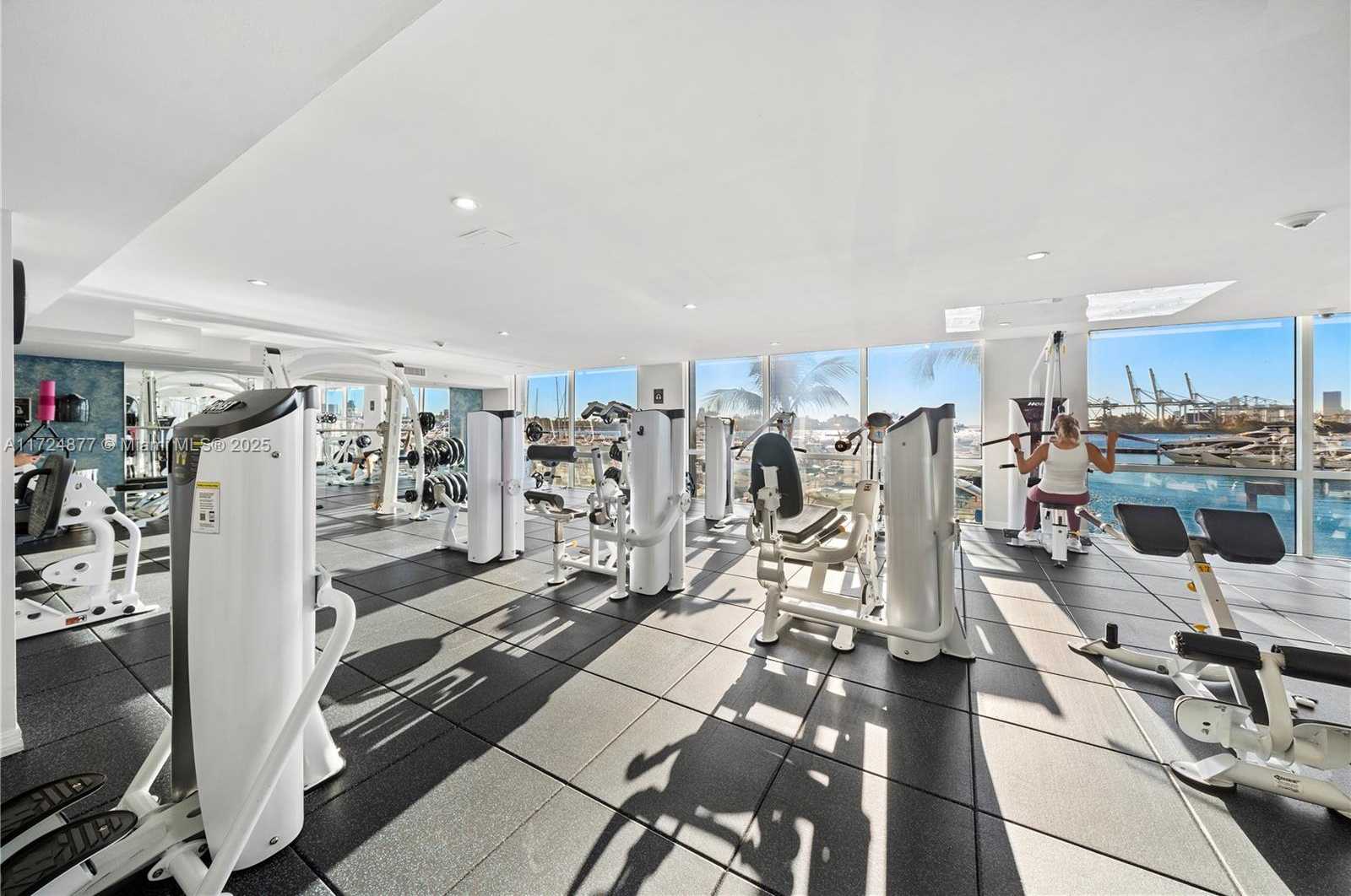 Small Image of 90 ALTON RD #3010, Miami Beach Number 37