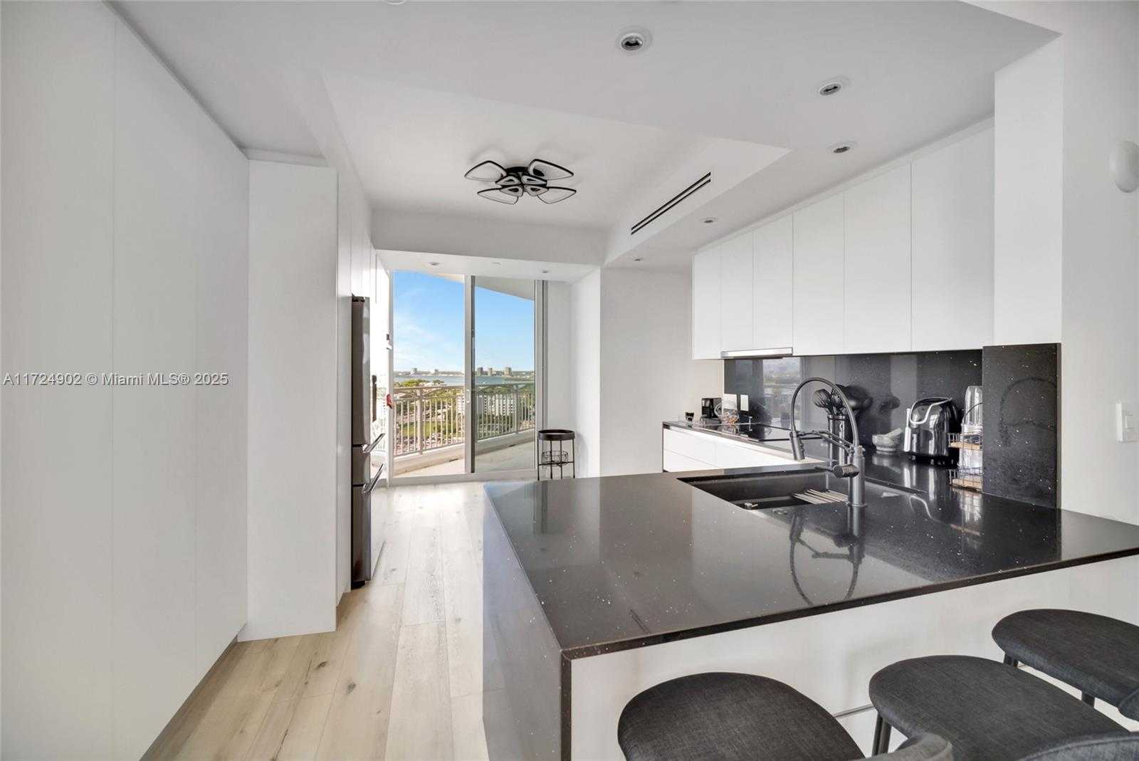 Small Image of 9751 EAST BAY HARBOR DRIVE #PHSB-1604, Bay Harbor Islands Number 15