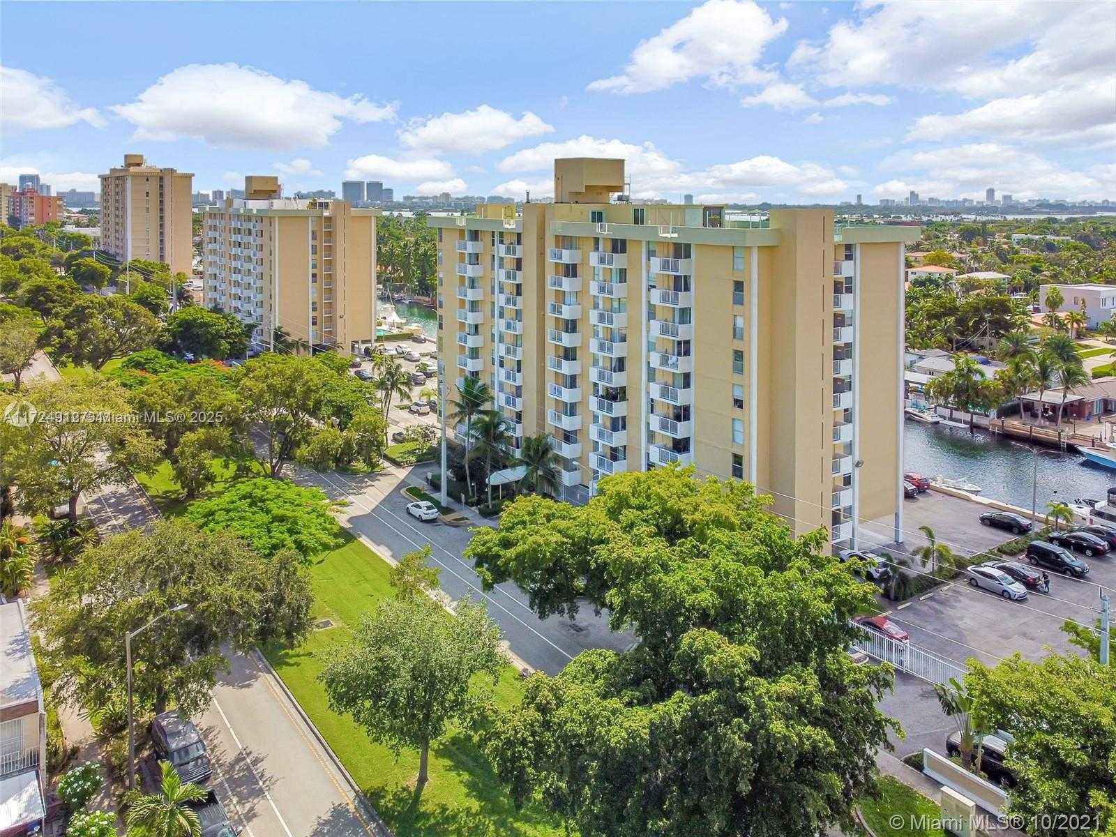 Small Image of 2000 NORTH EAST 135TH ST #510, North Miami Number 21