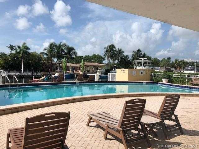 Small Image of 2000 NORTH EAST 135TH ST #510, North Miami Number 29
