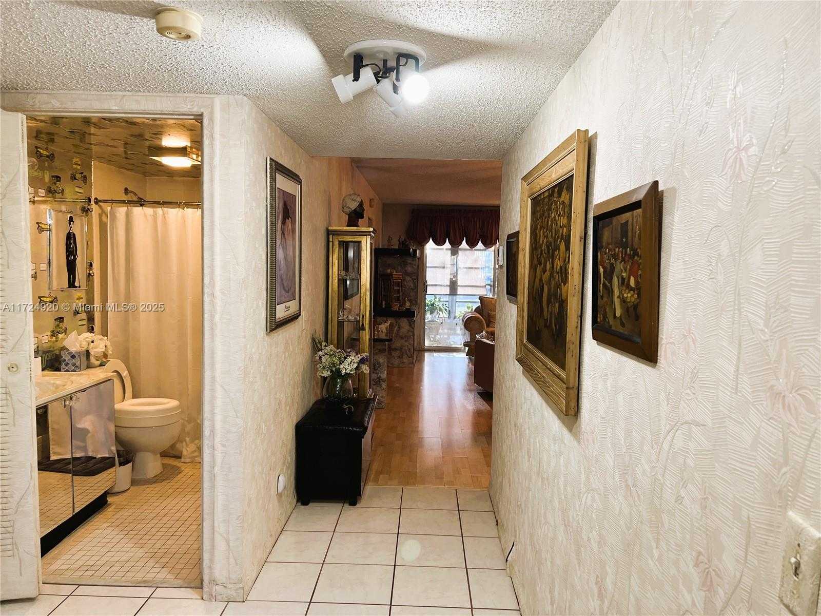 Small Image of 1300 SOUTH WEST 130TH AVE #101F, Pembroke Pines Number 4