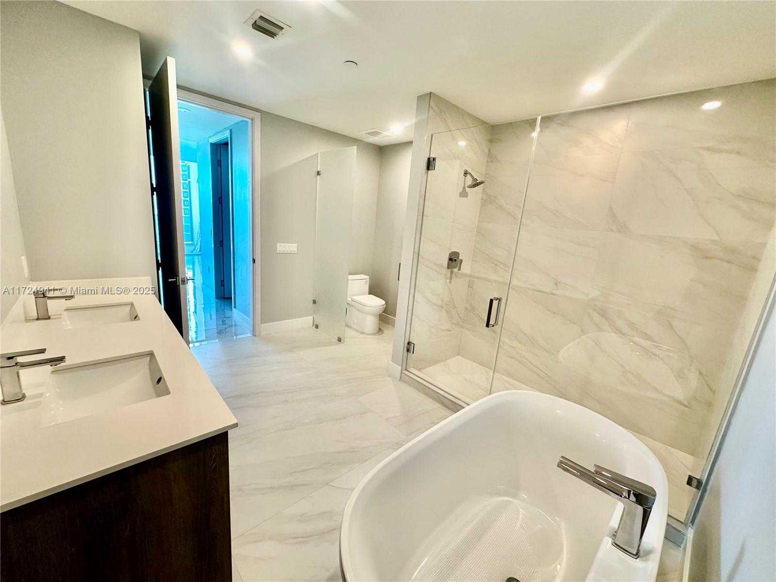 Small Image of 17550 COLLINS AVE #803, Sunny Isles Beach Number 12