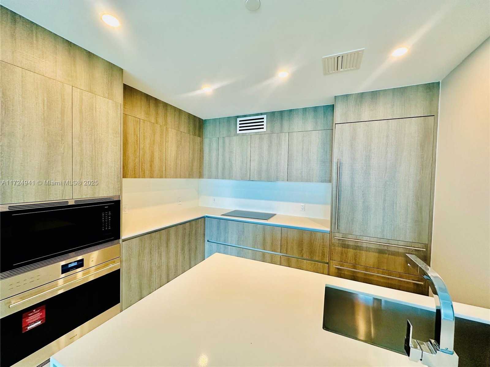 Small Image of 17550 COLLINS AVE #803, Sunny Isles Beach Number 14