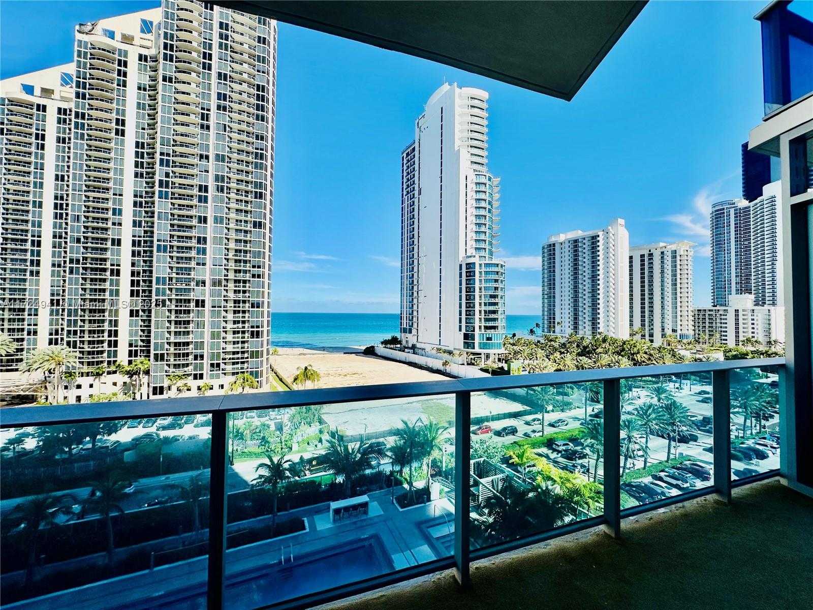 Small Image of 17550 COLLINS AVE #803, Sunny Isles Beach Number 4