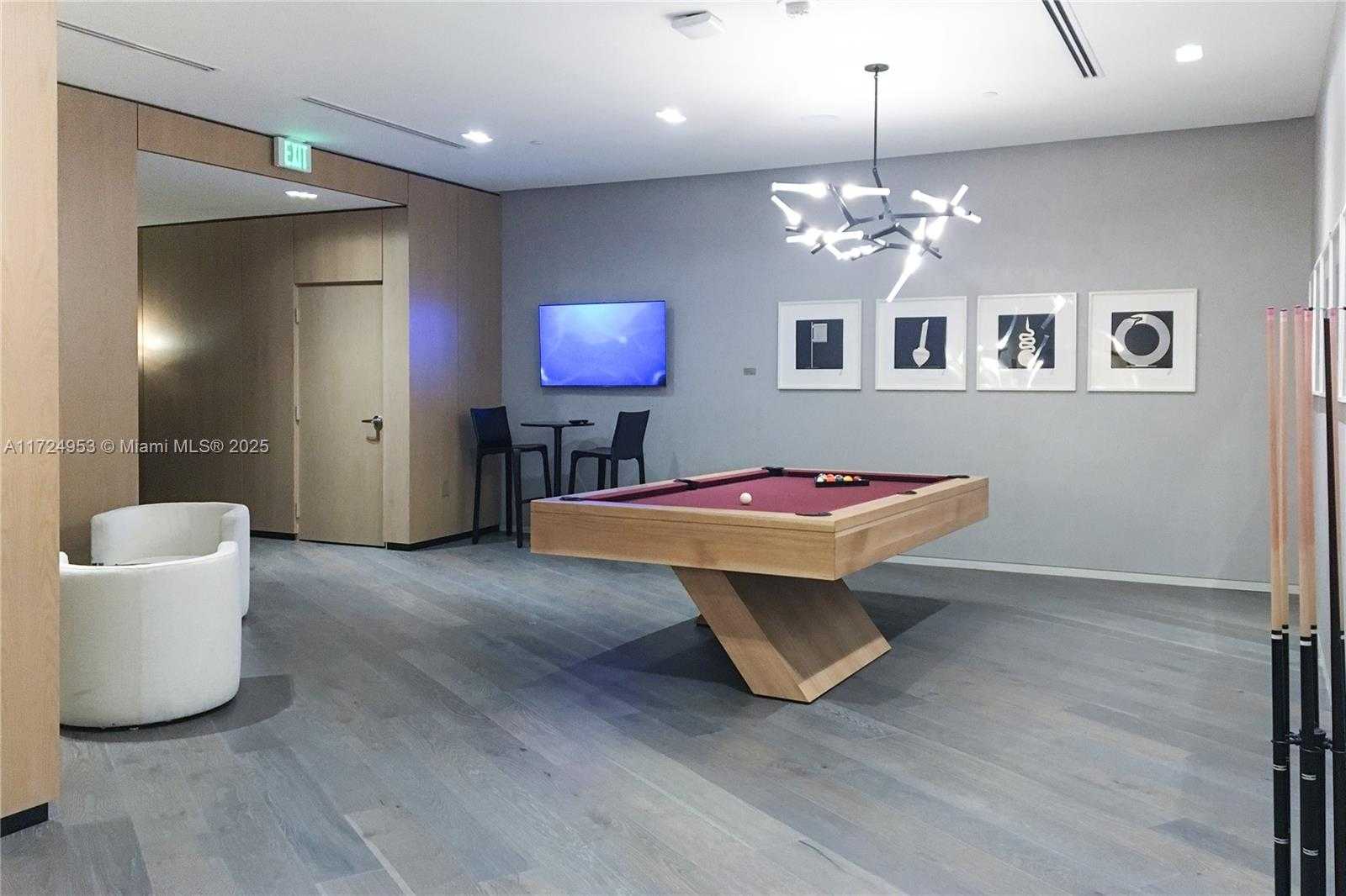 Small Image of 650 NORTH EAST 32 ST #2703, Miami Number 25