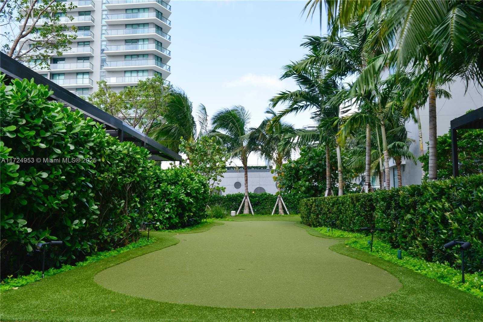 Small Image of 650 NORTH EAST 32 ST #2703, Miami Number 28