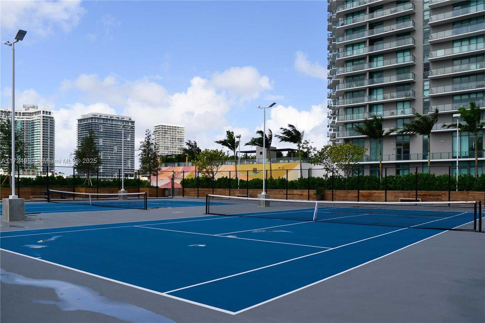 Small Image of 650 NORTH EAST 32 ST #2703, Miami Number 39